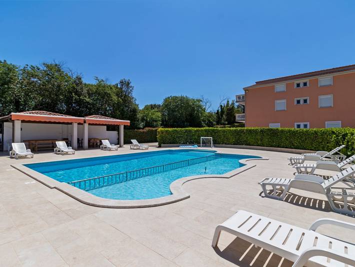 Camping für 6 Personen, mit Pool und Terrasse sowie Garten in Medulin - 4