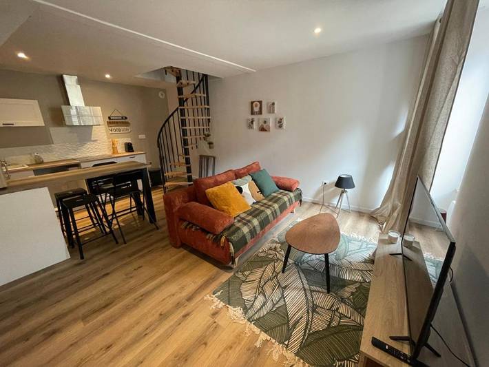 Appartement de vacances pour 4 personnes, avec terrasse ainsi que jardin et vue, animaux acceptés