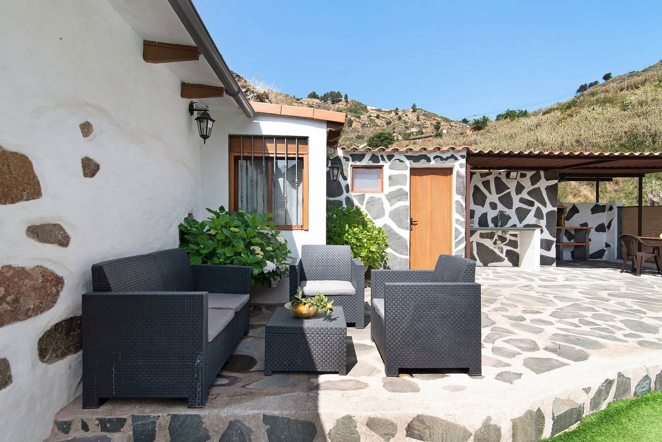 Chalet "Casa Abuela Fela" avec vue sur les montagnes, piscine privée et Wi-Fi. in Las Lagunetas, Vega de San Mateo