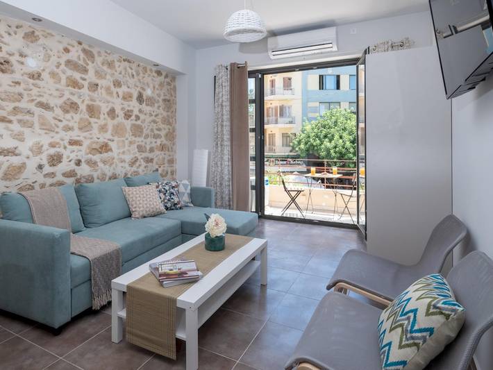 Appartement entier, Appartement de vacances pour 6 personnes avec balcon in Région d'Iraklio-Héraklion