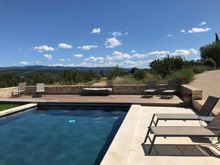 Gîte pour 2 personnes, avec piscine ainsi que terrasse et jardin à Saint-Saturnin-lès-Apt - 3