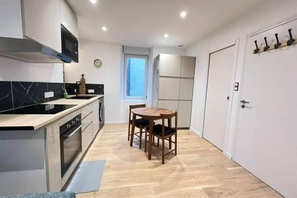 Apartamento entero, Studio Cocooning au Centre Bourg de Lannilis in Lannilis, Región de Brest