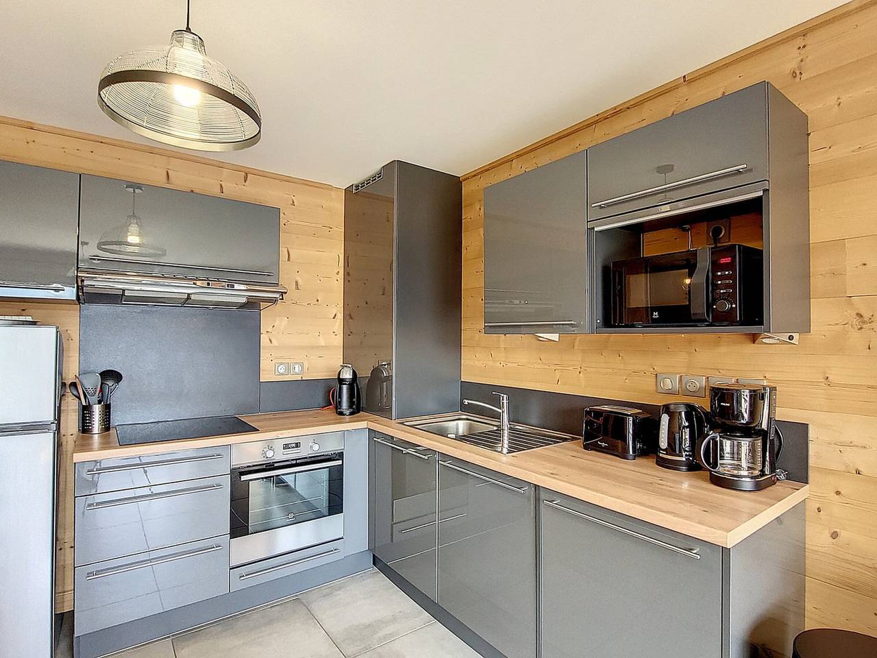 Ganze Wohnung, Luxuswohnung 3* für 6 P., Südterrasse, überdachter Parkplatz in La Toussuire, Fontcouverte-la-Toussuire