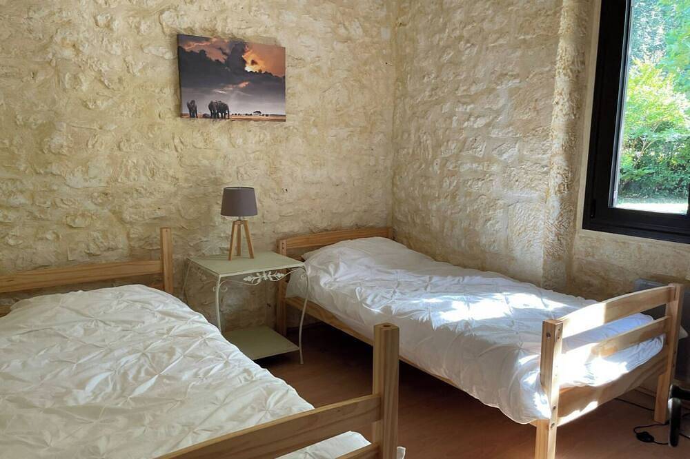 Holiday Rental With Private Heated Pool For Vacation In Dordogne in La Roque-Gageac, Périgord Noir