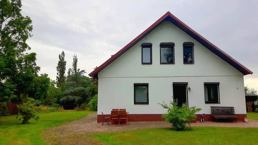 Ferienwohnung für 4 Personen, mit Garten, kinderfreundlich am Salzhaff