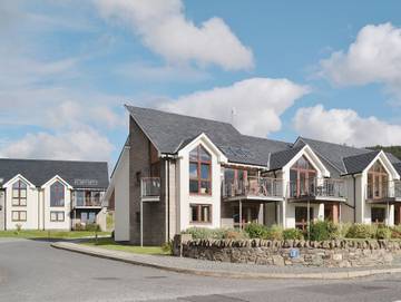 Log Cabin for 6 People in Loch Tay, Perthshire, Photo 1