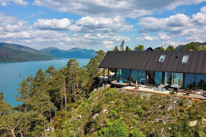 Ferienhaus für 8 Personen, mit Balkon