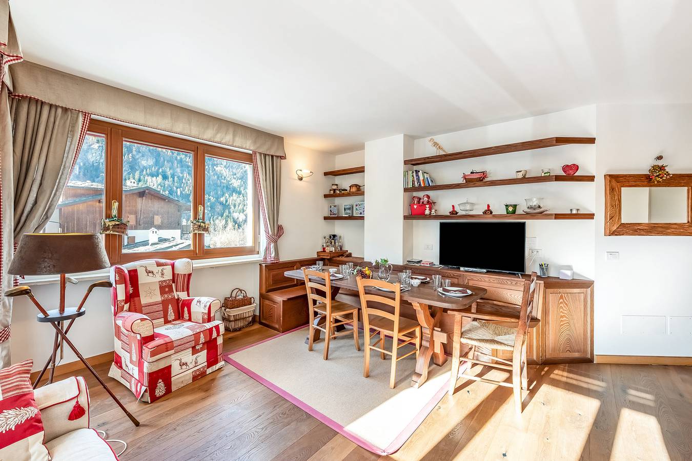 Apartamento entero, Charming Apartment Close to Cableway in Verrand, Comune di Pré-Saint-Didier