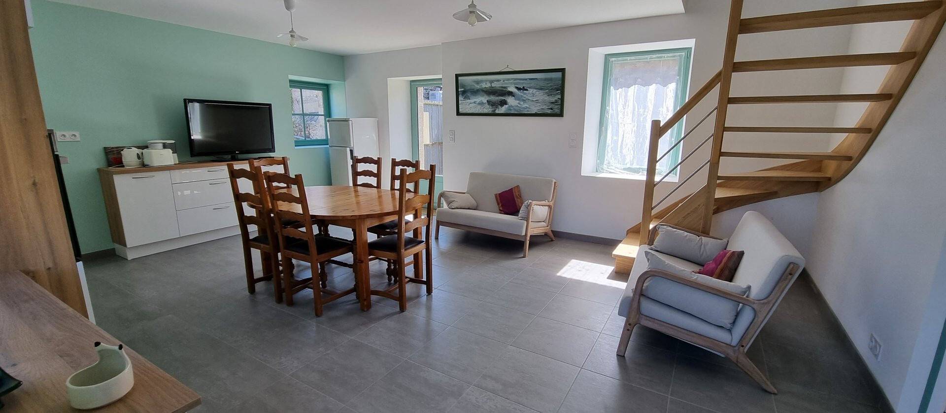 Chez Jeannine - casa renovada con patio cerrado, 3 estrellas in Erquy, Côte d’Émeraude