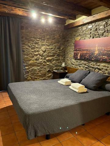 Auberge pour 2 personnes, avec terrasse à Llívia