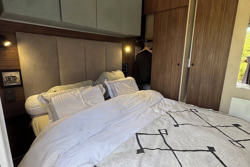 Rental St tropez Gassin luxury bungalow 6pers in Gassin, Mediterranean Coast (France)