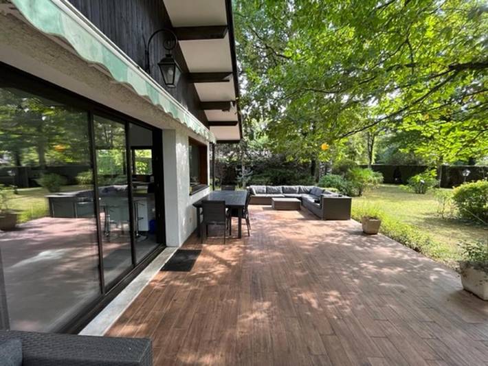 Maison de vacances pour 14 personnes, avec vue et sauna ainsi que piscine et jardin