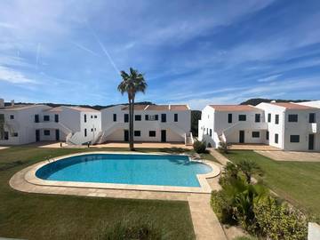 Gîte pour 4 personnes, avec piscine et terrasse à Son Parc