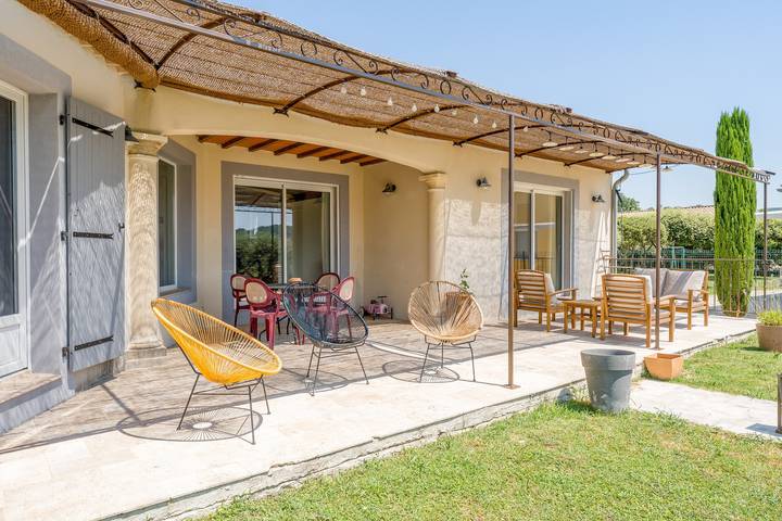 Villa pour 6 personnes, avec Jardin