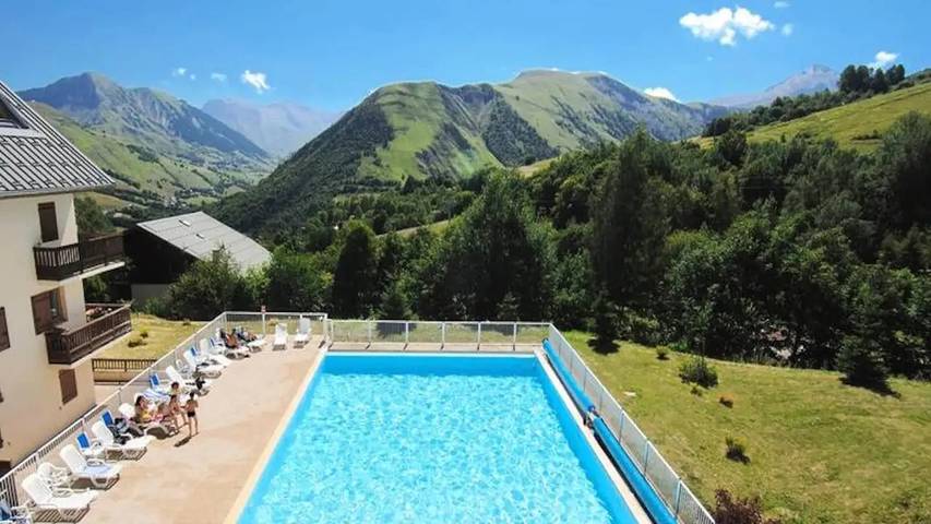Gîte pour 9 personnes dans Col De La Croix De Fer - 3