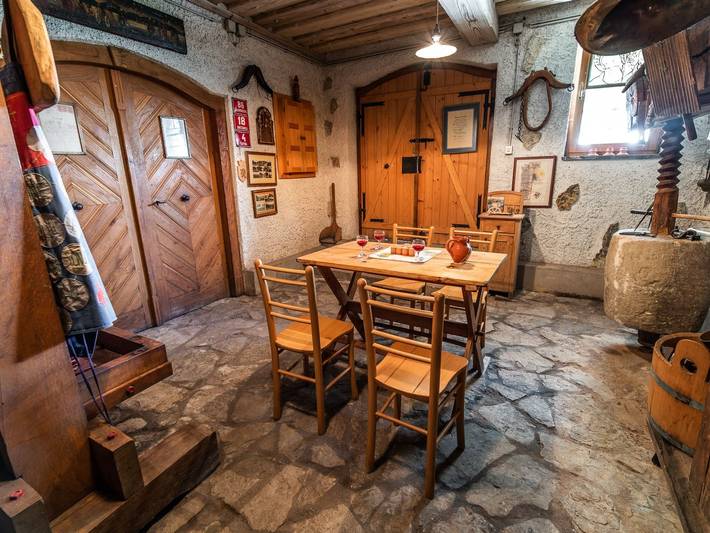 Villa für 8 Personen, mit Terrasse und Whirlpool, mit Haustier in Slowenien - 4