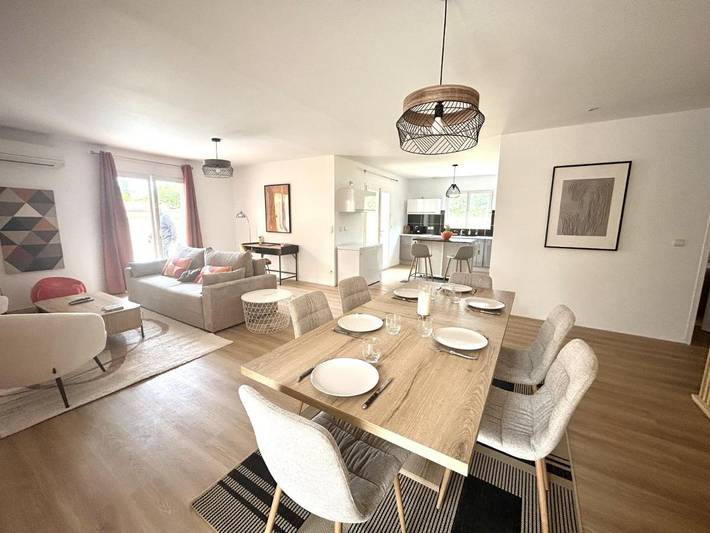 Location de vacances pour 8 personnes, avec jardin et piscine à Villeneuve-de-la-Raho - 2