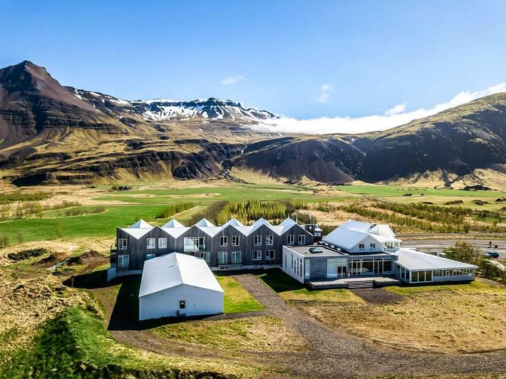 Hotel for 2 personer, med hage og utsikt i tillegg til terrasse i Island
