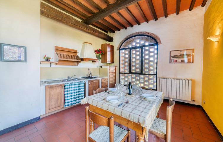 Location de vacances pour 6 personnes, avec piscine et terrasse, animaux acceptés à Dicomano - 4