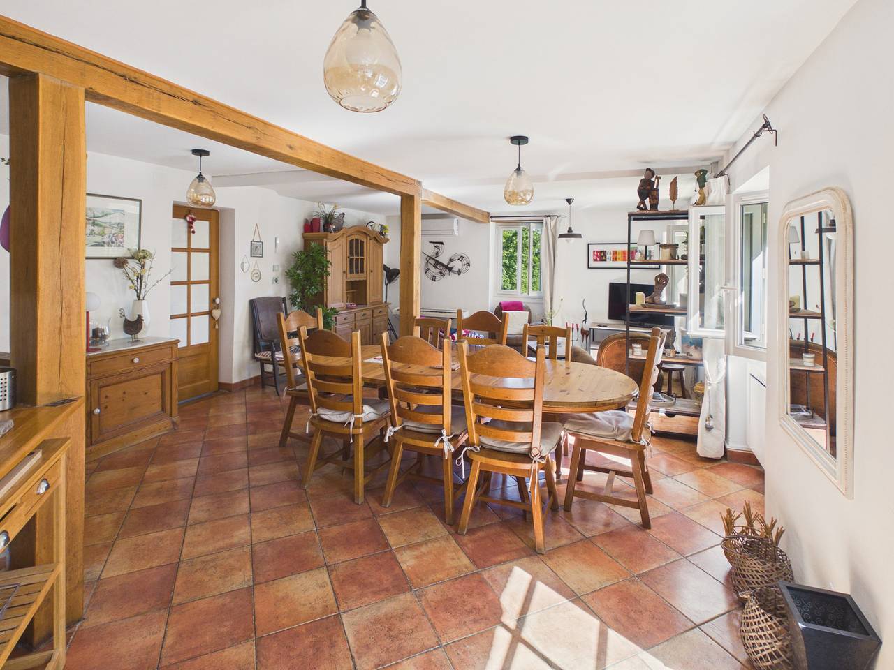 Charmante maison familiale avec piscine pour 7 in Proissans, Périgord Noir