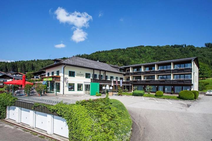 Hotel für 2 Personen, mit Garten und Ausblick sowie Balkon in Altmünster