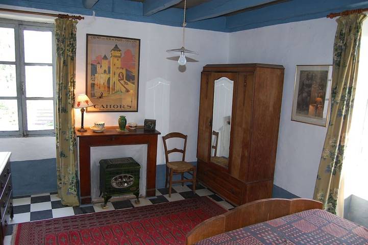 Location de vacances pour 13 personnes, avec jardin, animaux acceptés à Rueyres - 4