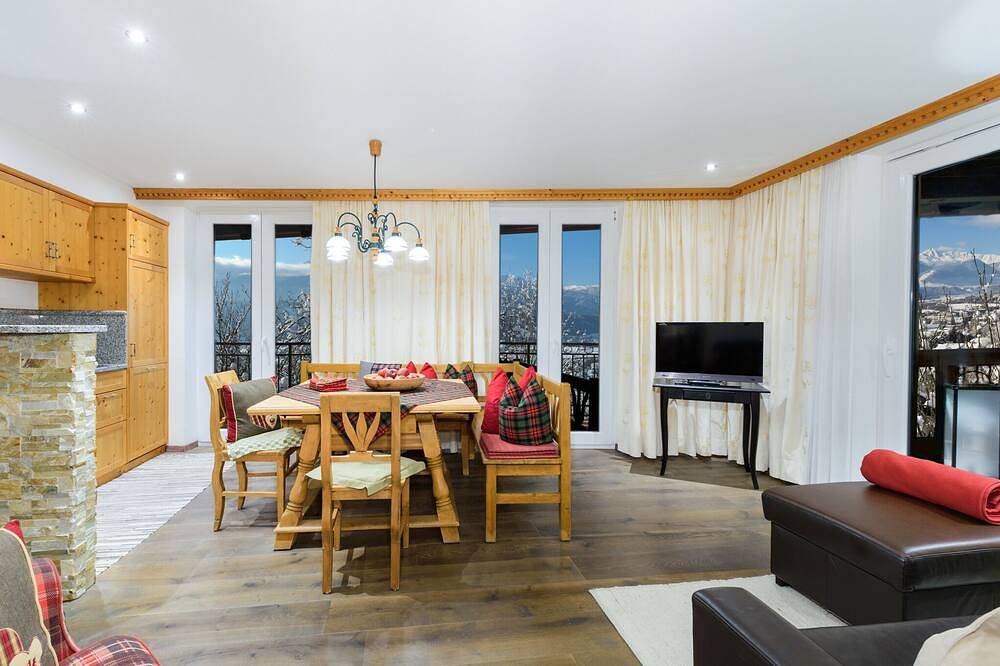 Ganze Wohnung, Ferienwohnung/App. für 4 Gäste mit 70m² in Innsbruck in Innsbruck, Innsbruck Land