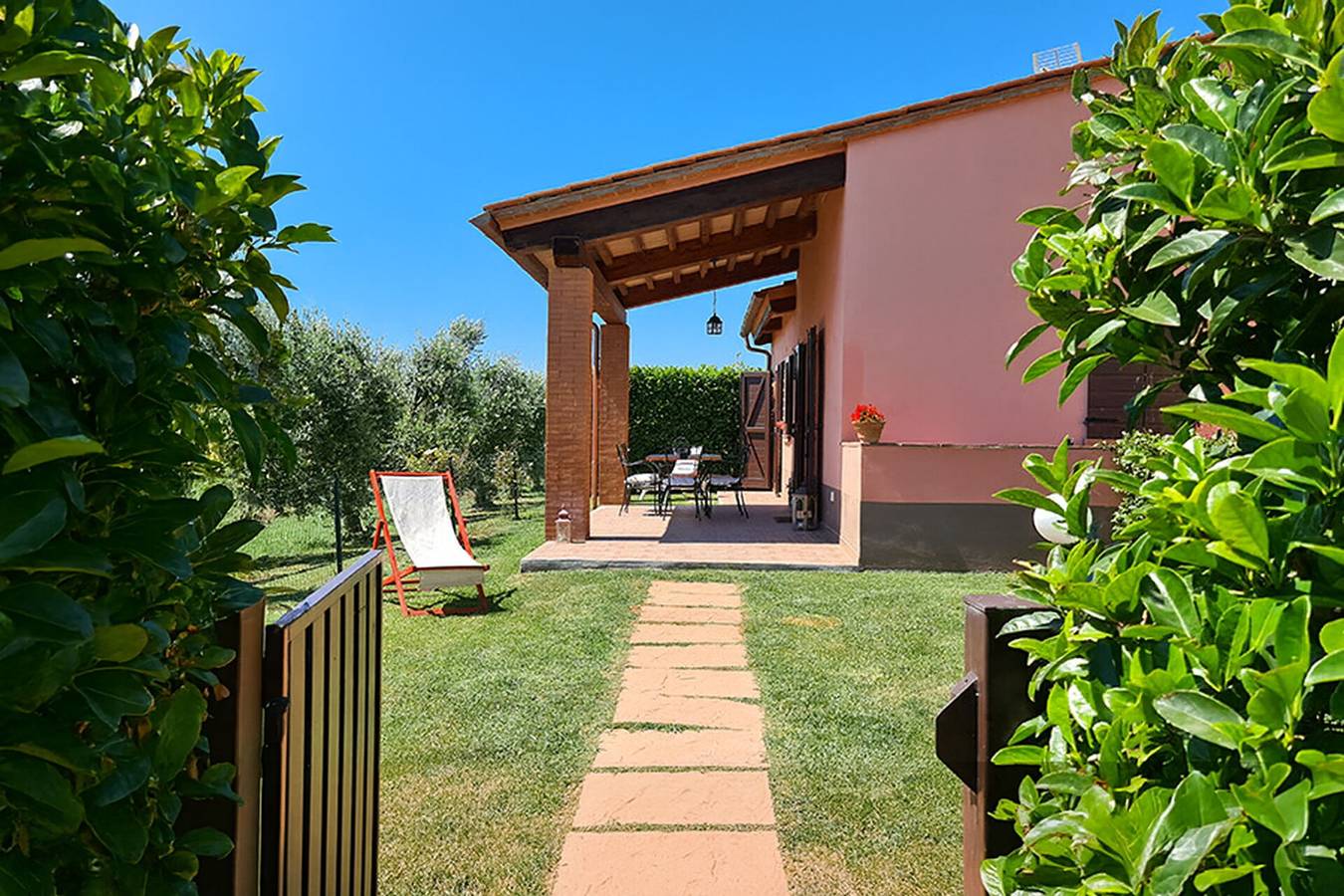 Vakantiewoning voor 4 Personen in San Vincenzo, Italiaanse Rivièra