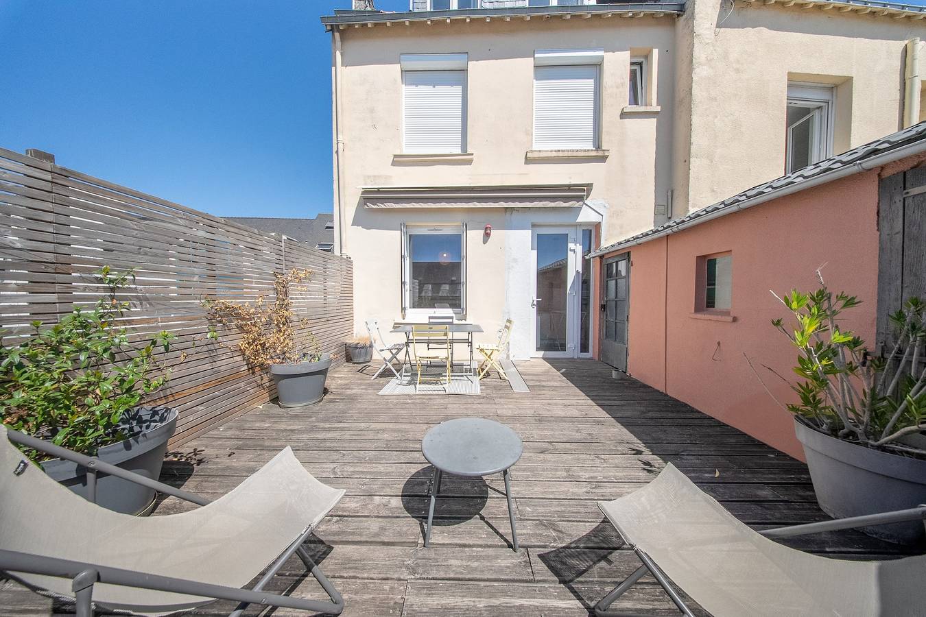 Entire apartment, Cocon Cosy avec Grande Terrasse & Parking in Vannes, Côte des Mégalithes