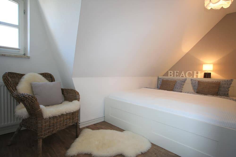 Exklusives, strandnahes Ferienhaus mit Sauna und Kamin, Wlan, ruhigem Südgarten in Hohwacht, Hohwachter Bucht