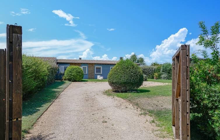 Appartement confortable avec piscine, Wi-Fi et parking près de Pescia Romana in Montalto di Castro, Province de Viterbo