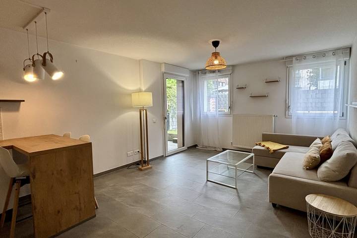 Location de vacances pour 4 personnes, avec jardin à Schiltigheim