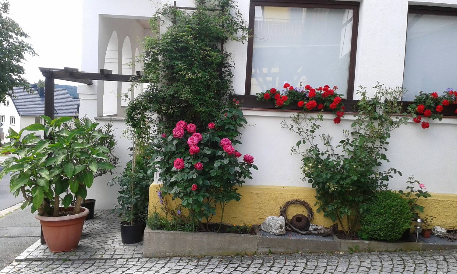 Ferienwohnung "Am Eisenbühl" - 3-Sterne-Ferienwohnung (90qm) mit Panoramablick in Berg (Oberfranken), Landkreis Hof