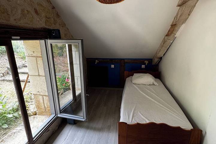 Location de vacances pour 4 personnes, avec terrasse et jardin à Saint-Épain - 2