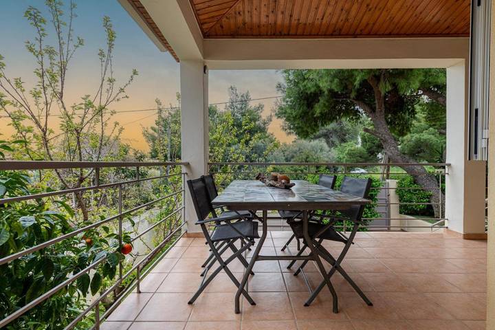 Ferienhaus für 4 Personen, mit Balkon und Terrasse sowie Garten und Ausblick