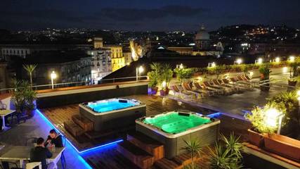 Chambre d’hôte pour 2 personnes, avec vue ainsi que terrasse et sauna, animaux acceptés à Naples