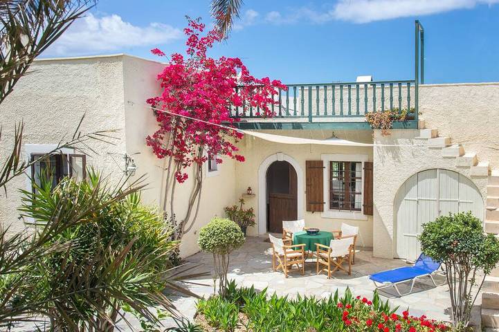 Ferienhaus für 4 Personen, mit Whirlpool und Garten sowie Terrasse - 1