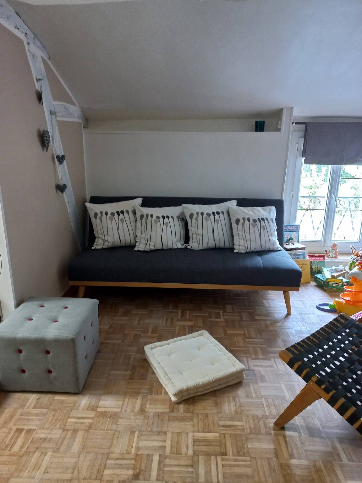 Bed and Breakfast 'Les Hirondelles' mit privater Terrasse, Gemeinschaftsgarten und Wlan in Saint-Georges-sur-Layon, Loire-Tal