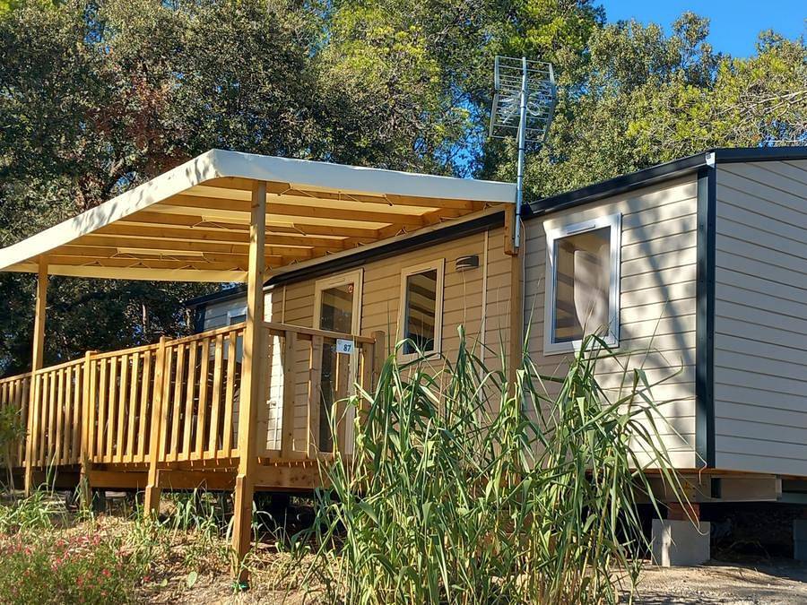 Camping Le Pinada - Mobilheim 6 personen - Premium - 3 Schlafzimmer mit Klimaanlage, Tv, Geschirrspüler - 34m² in Fabrezan, Narbonne und Umgebung