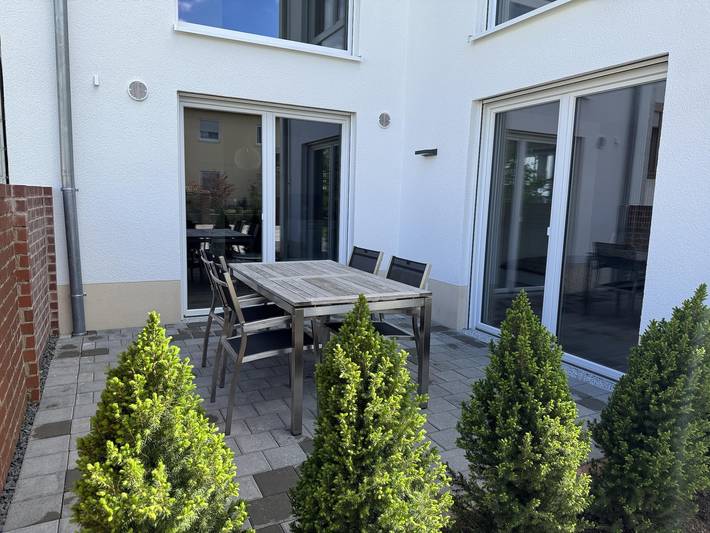 Ganze Ferienwohnung, Neues, barrierefreies Apartment mitten in Losheim in Losheim am See, Saar-Nahe-Bergland