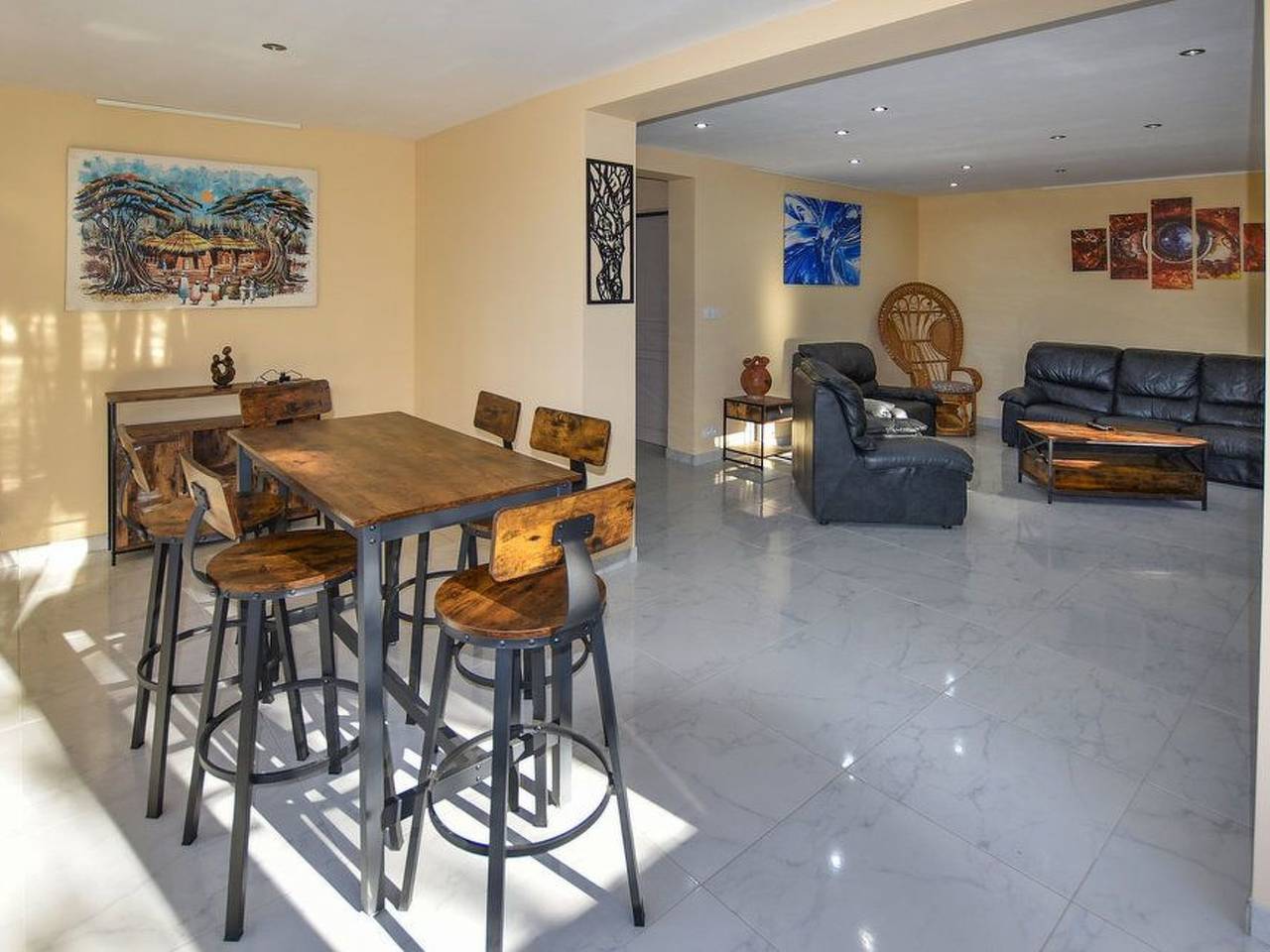 Villa Roche en Provence Süd Luberon in Ansouis, Parque natural regional del Luberon