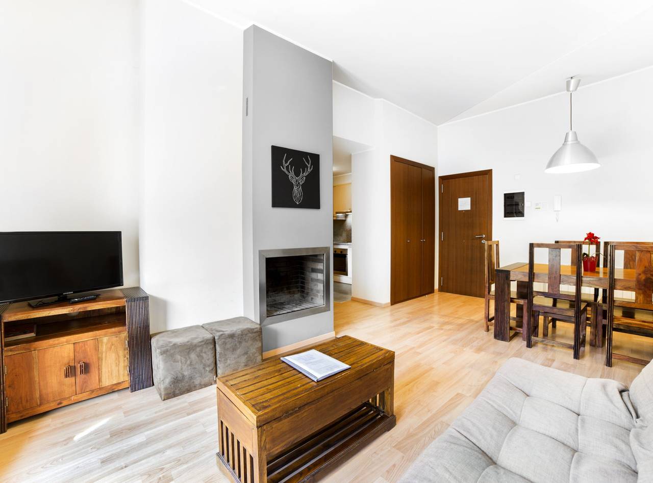 Entire apartment, 3 Bedroom Apartment next to ski slopes. 7 pax. Floc 42 in El Tarter, Grandvalira