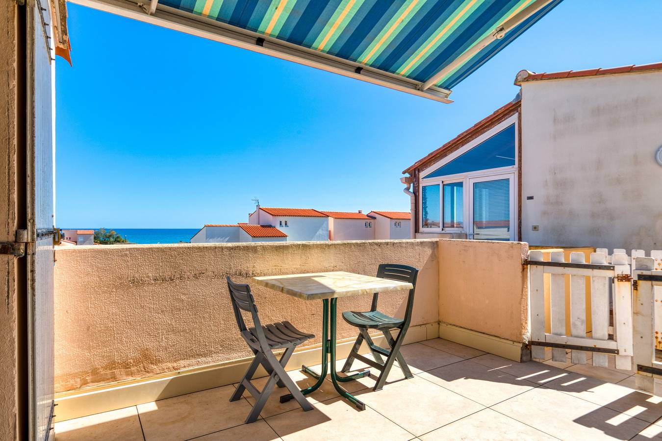 Apartamento entero, Cap d'Agde T2 terraza, vista al mar, playa cercana in Cap d'Agde, Agde