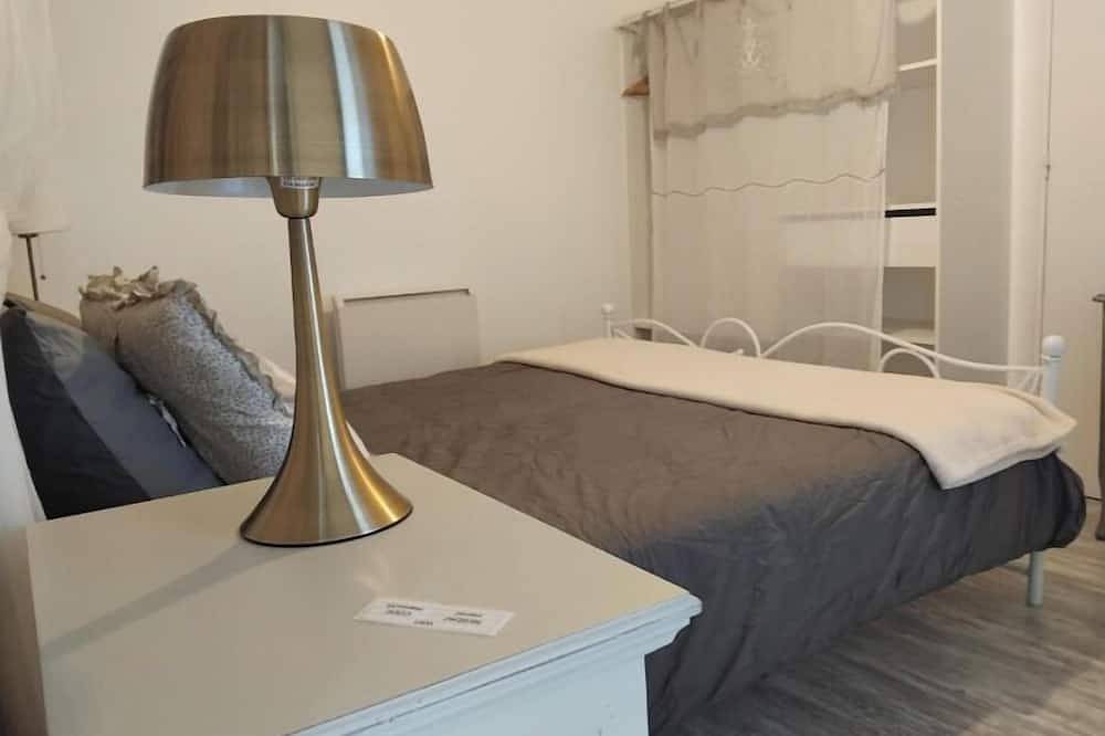 Apartamento entero, A peaceful, quiet night in Chavagne, Región de Rennes