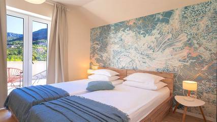 Villa for 20 People in Pitve, Hvar, Photo 1