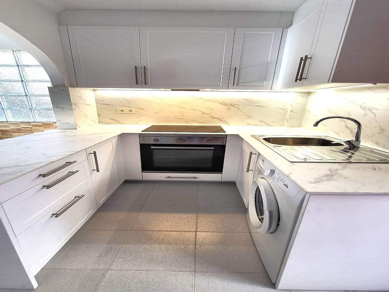 Apartamento entero, Acogedor Piso en Urb Las Rosas Guardamar in Playa Moncayo, Guardamar del Segura
