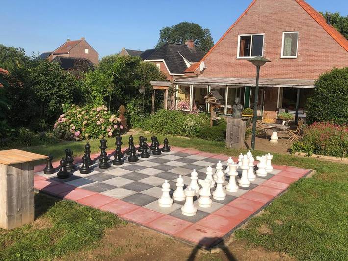 Ferienwohnung für 4 Personen, mit Terrasse und Garten sowie Ausblick in Ohé en Laak