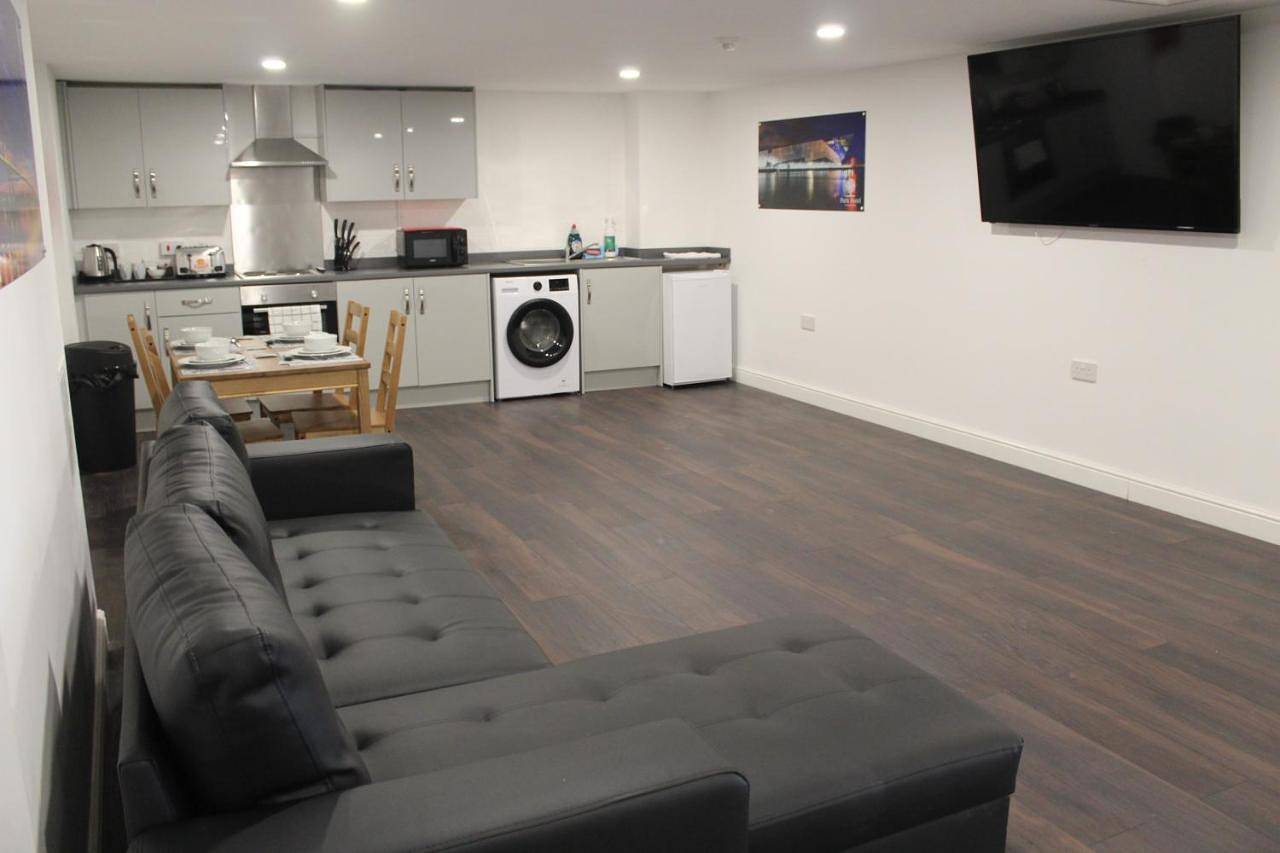 Entire apartment, Apartment - Split Level in Kingston upon Hull, Yorkshire