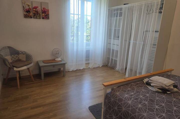 Gîte pour 4 personnes, avec jardin à Le Dorat - 3