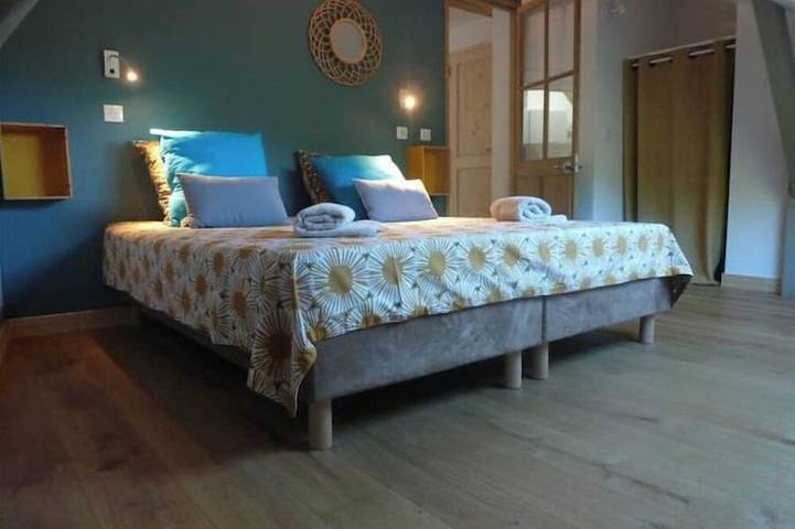 Gîte pour 5 personnes, avec jardin dans Cite Medievale de Conflans - 4